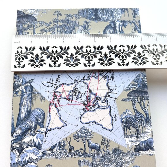 3566 DIOR EXCLUSIVE AROUND THE WORLD STATIONERY SET DIOR GIFT SET - Picture 11 of 15